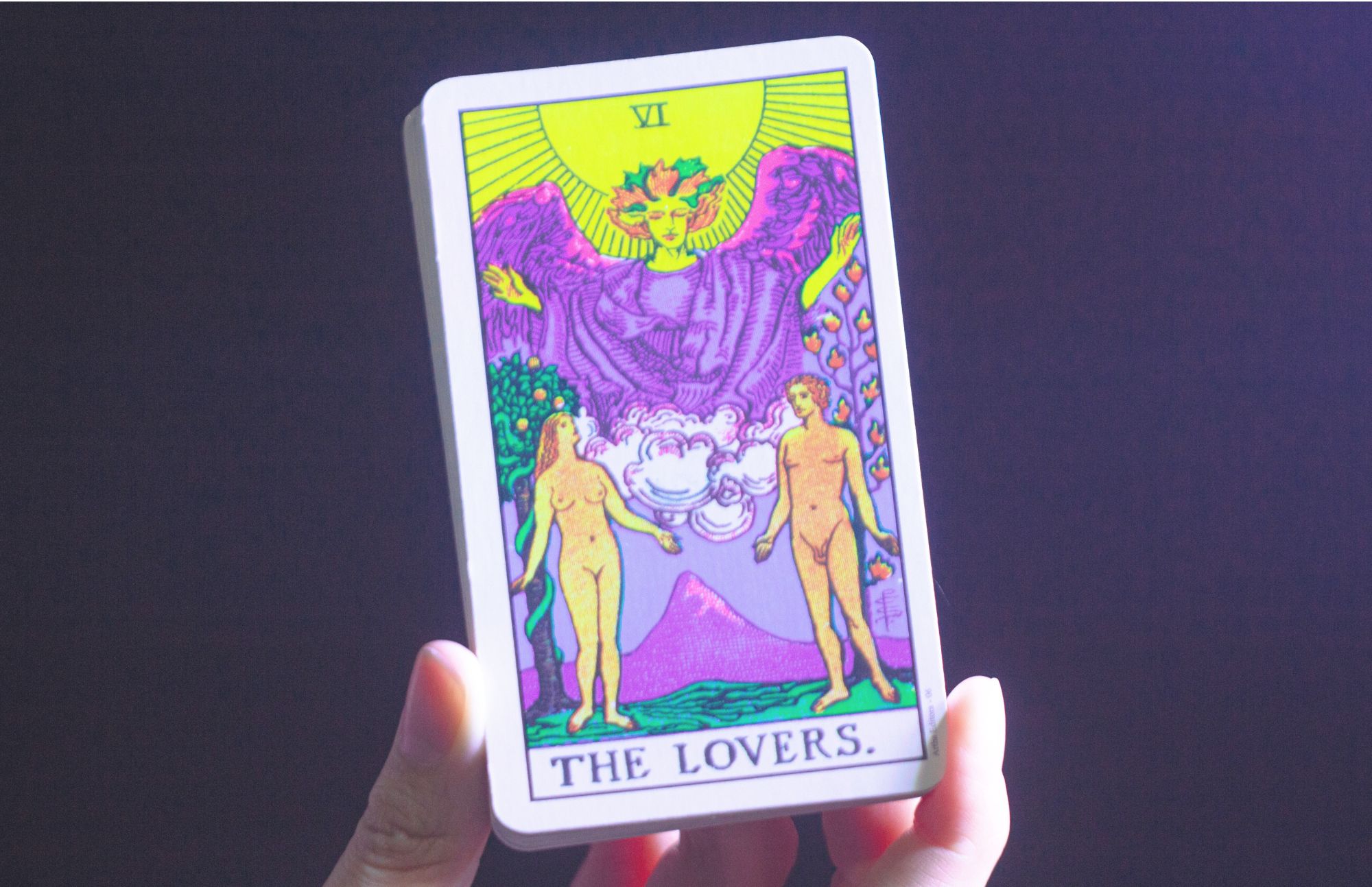 How to Find Love Using Soulmate Tarot Spreads: A Practical Guide